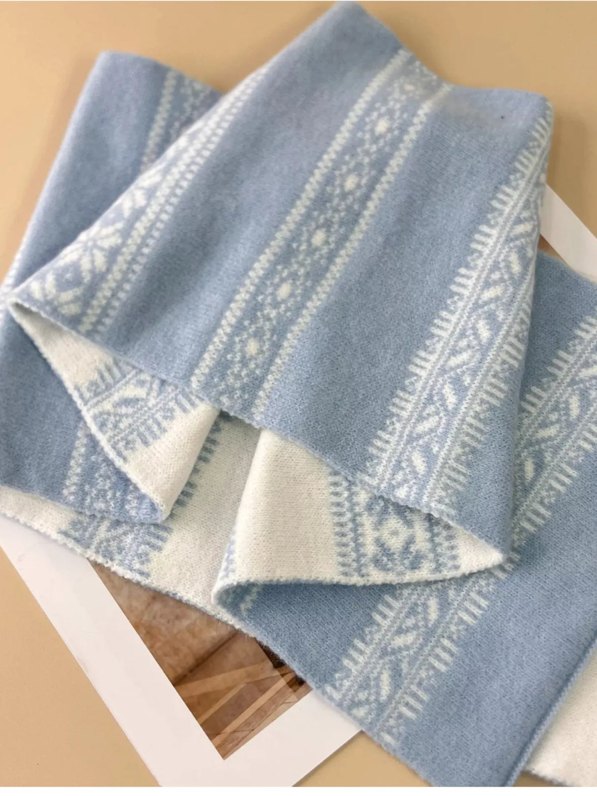 Winter Snowflake Pattern Knitted Scarf - Lilixa.store