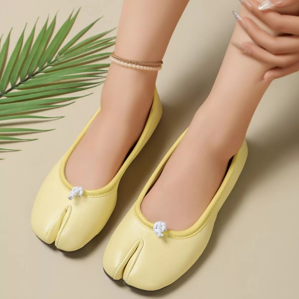 Split-Toe Slip-Ons - Lilixa.store