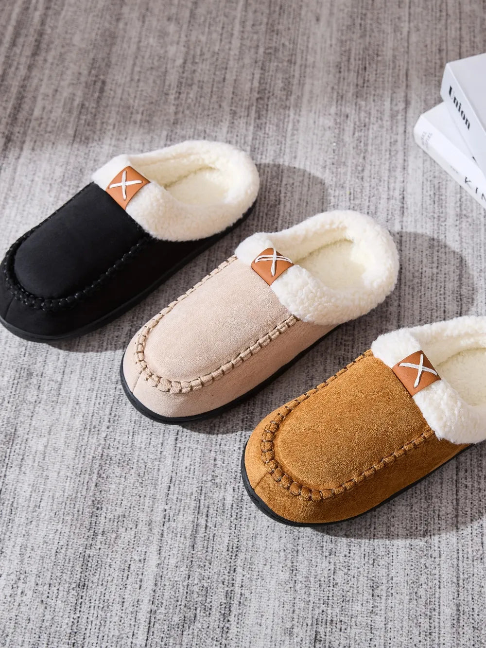 Contrast Round Toe Flat Slippers - Lilixa.store