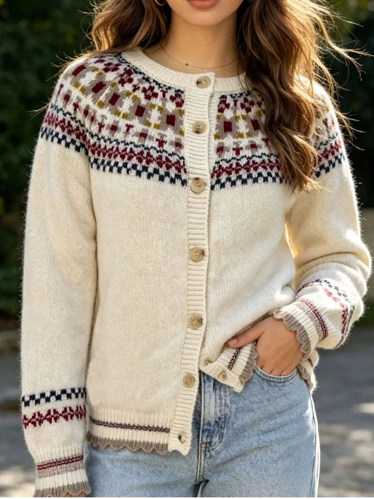Fair Isle Patterned Button-Down Knit Cardigan in Off-white, view 4