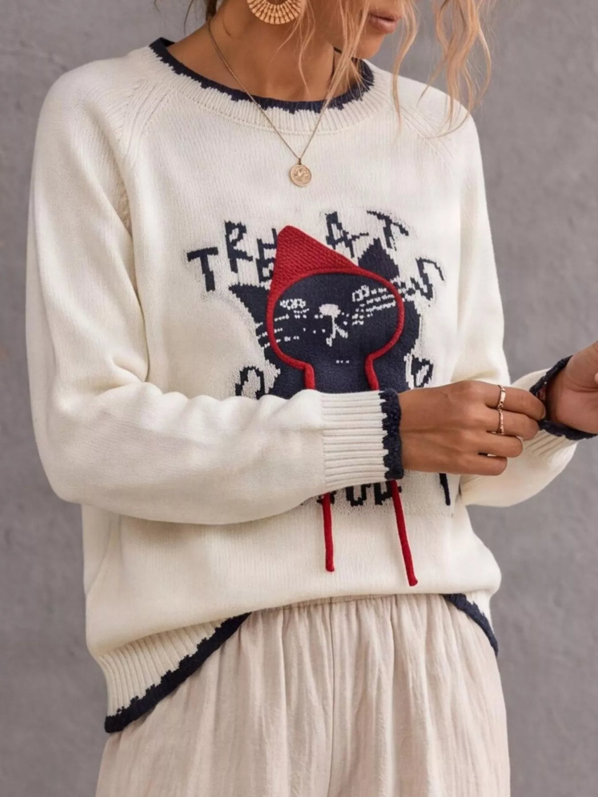 Cat Raglan Sleeve Sweater