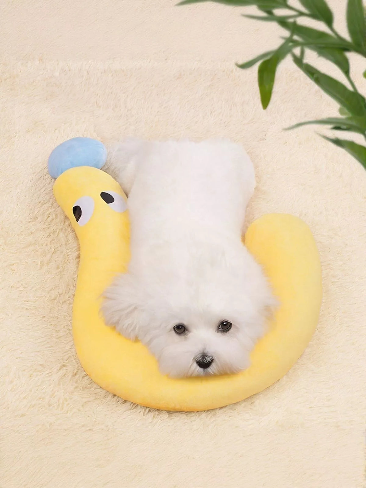 Question Mark Shaped Plush Pet Bed - Lilixa.store