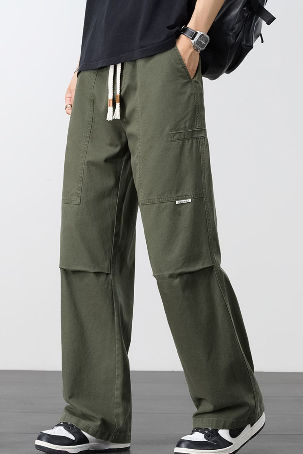 Men's Plus Size Loose Fit Cargo Pants with Drawstring in Army Green