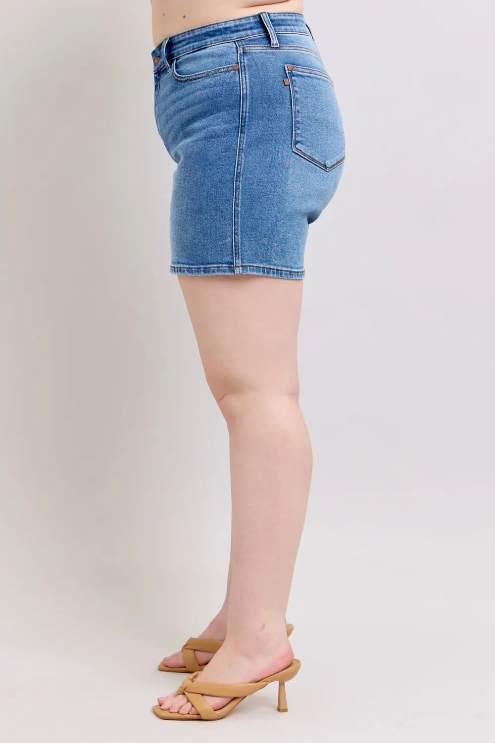 Judy Blue Full Size 2 Button Denim Shorts with Pockets Plus Size - Lilixa.store