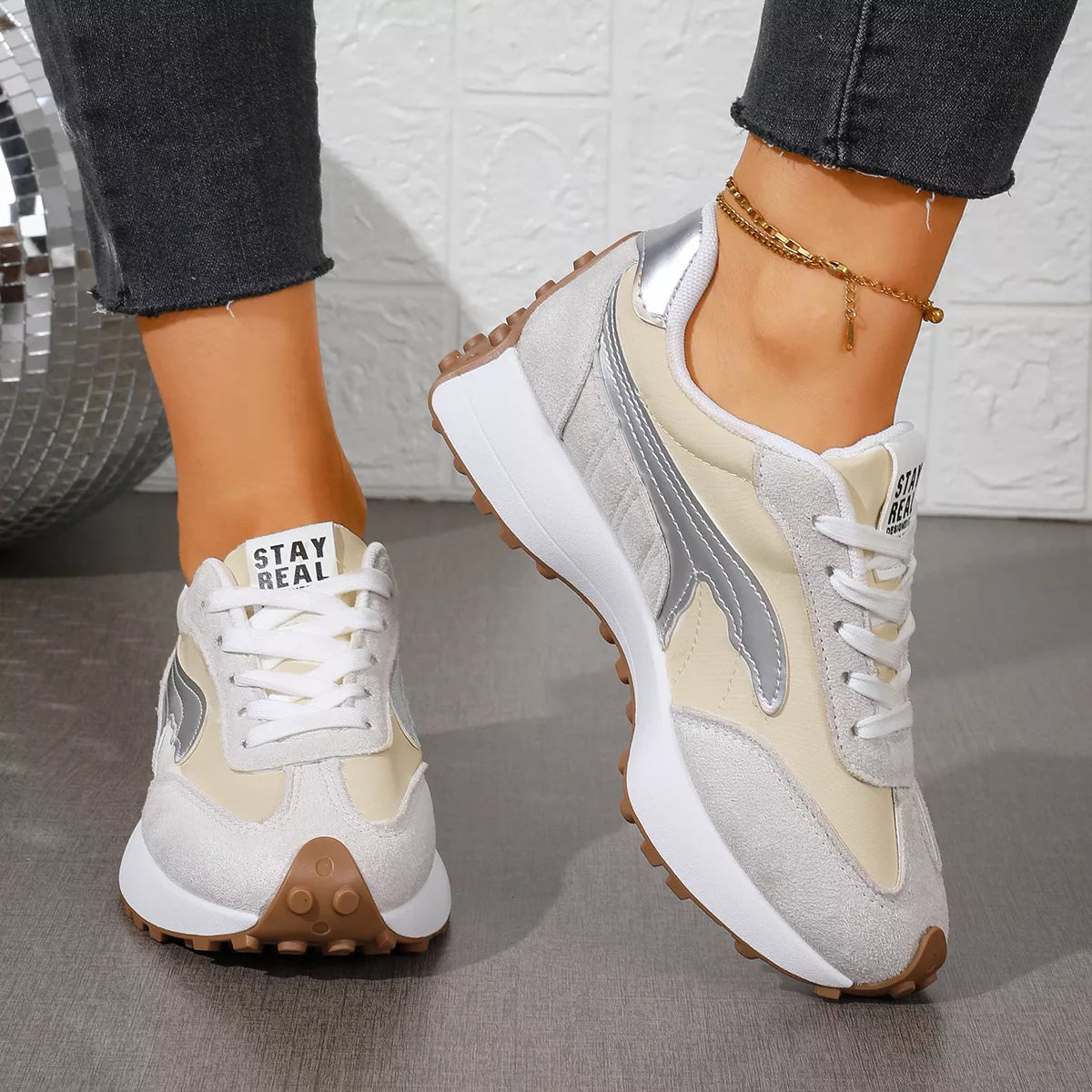 Round Toe Lace Up Sneakers