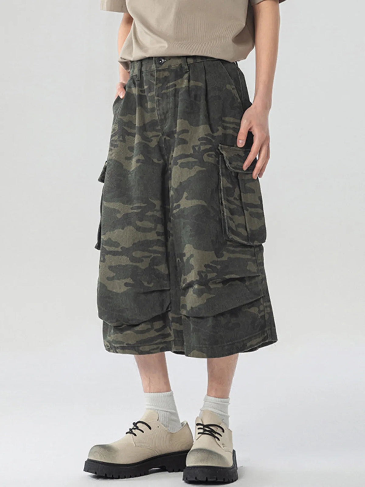 Men's Urban Camo Wide Leg Cargo Pants, view 4