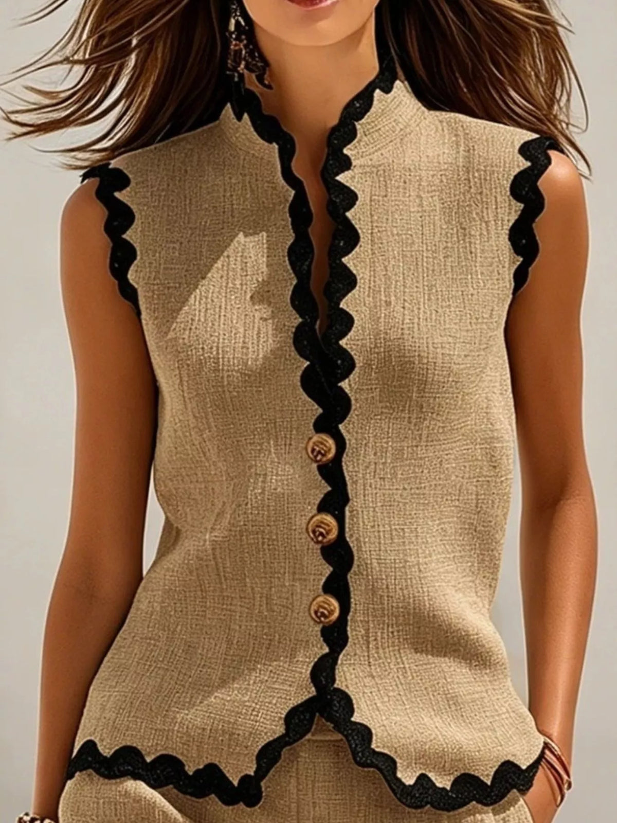Full Size Contrast Scalloped Trim Sleeveless Top and Shorts Set Plus Size - Lilixa.store
