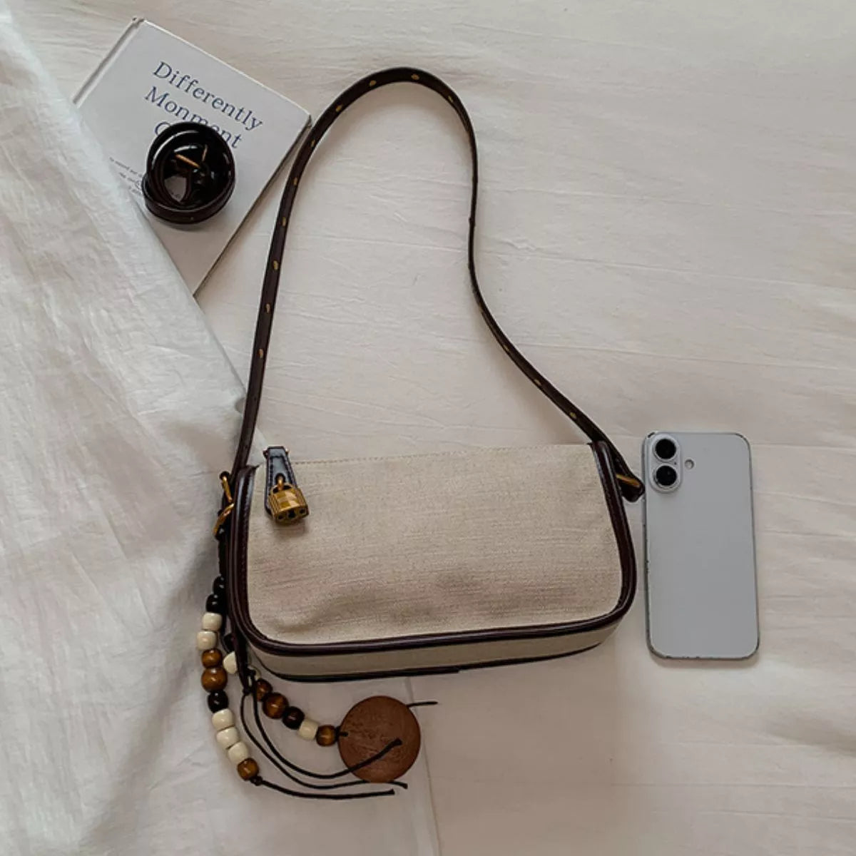 Vintage Lock Detail Shoulder Bag - Lilixa.store