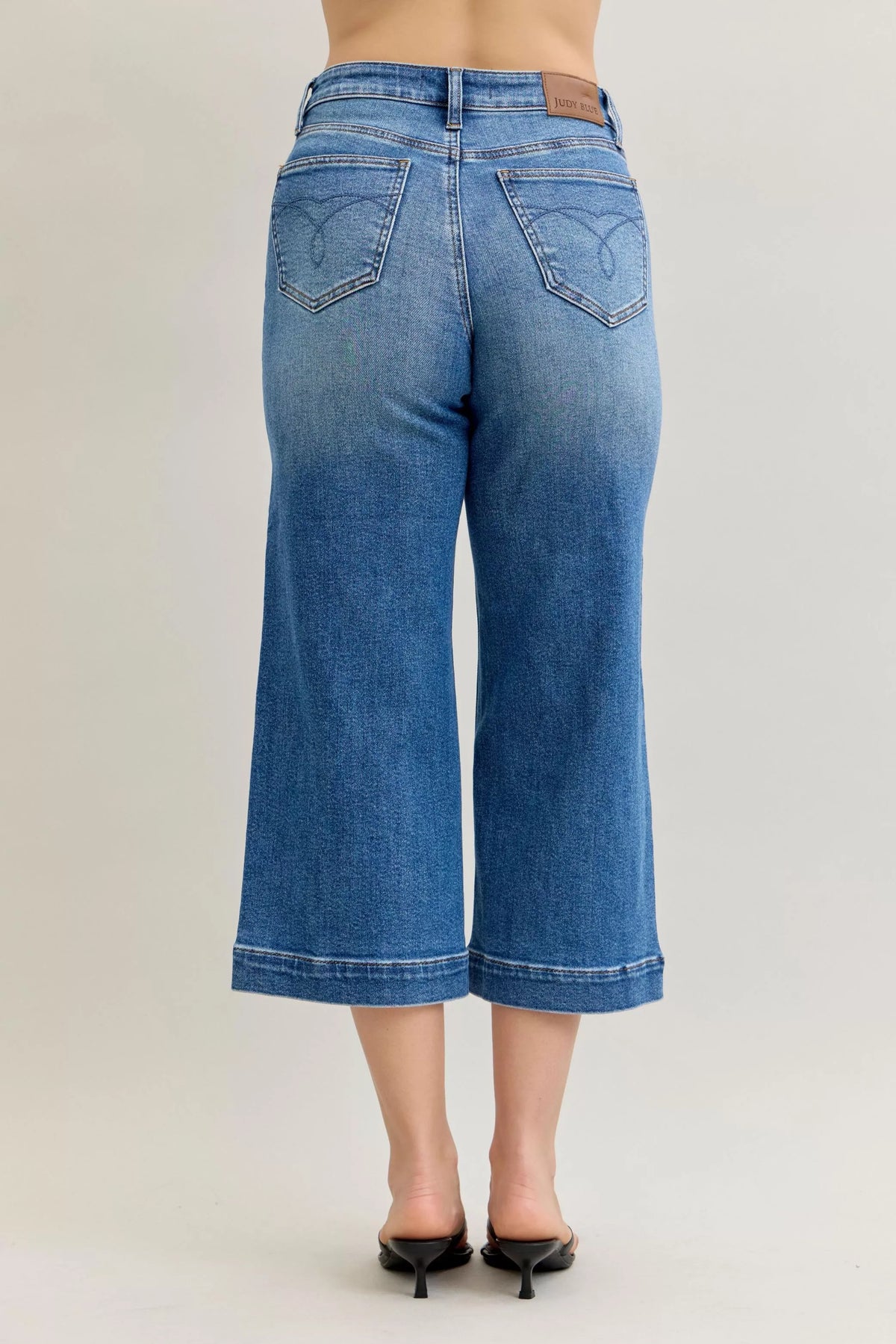 Judy Blue Mid Rise Crop Wide Leg Jeans - Lilixa.store