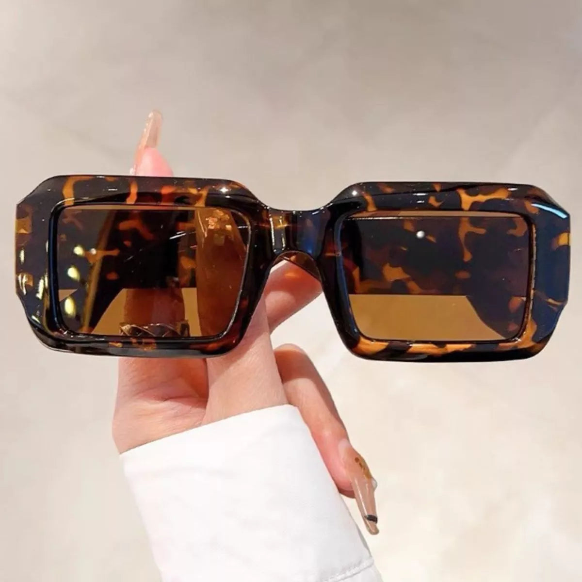 Vintage Rectangular Sunglasses with Tinted Lenses - Lilixa.store