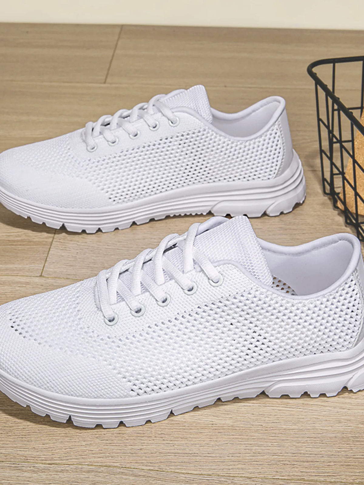 Lightweight Breathable Mesh Athletic Sneakers - Lilixa.store