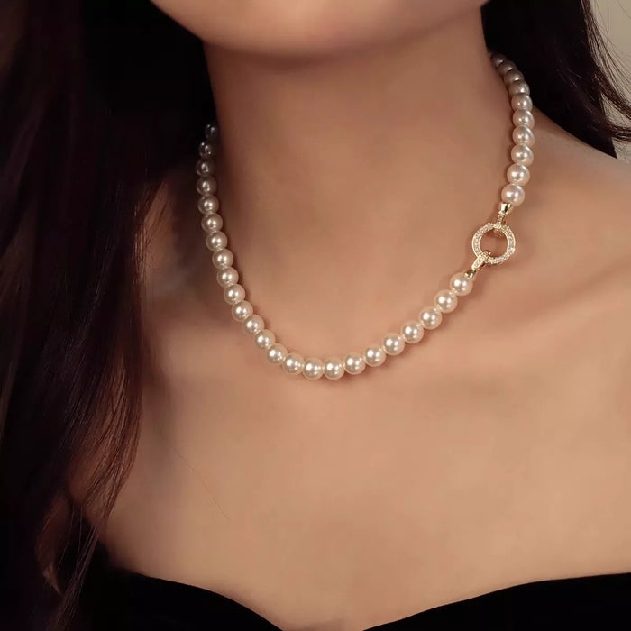 Pearl Necklace with Interlocking Clasp - Lilixa.store