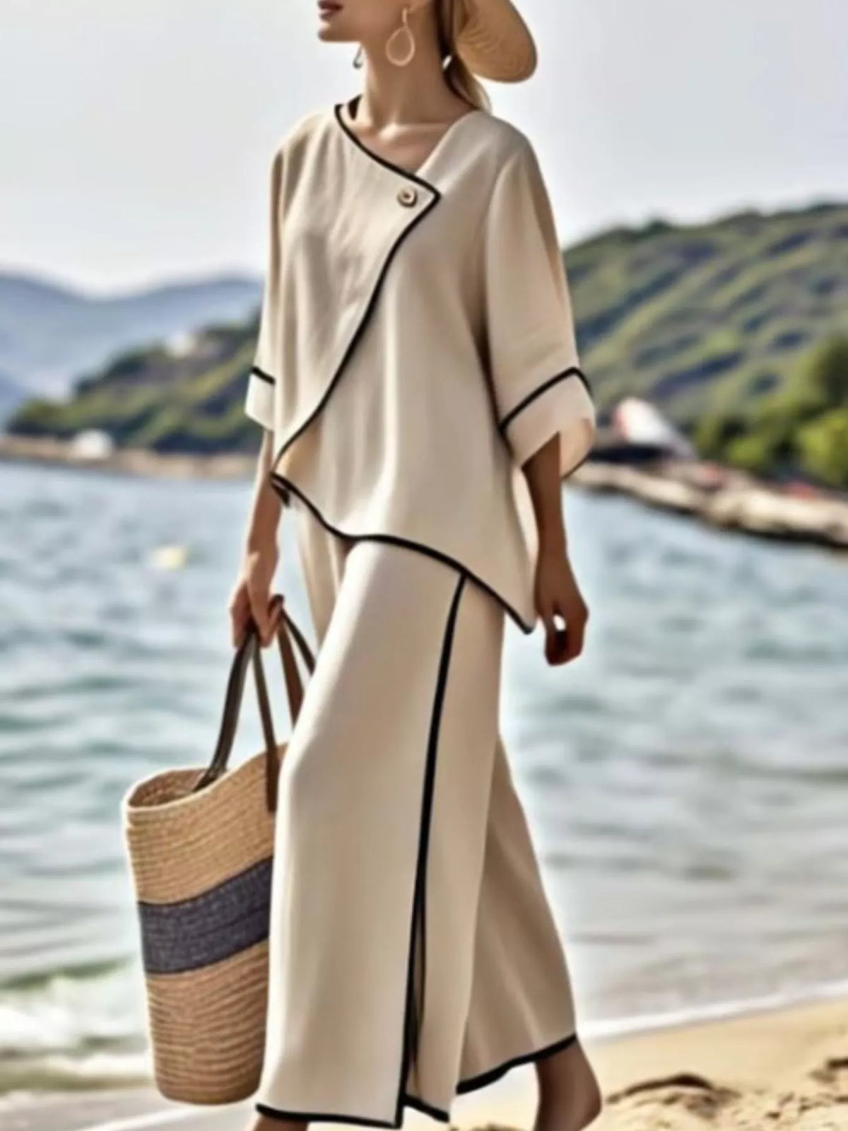Full Size Contrast Trim Top and Wide Leg Pants Set Plus Size - Lilixa.store