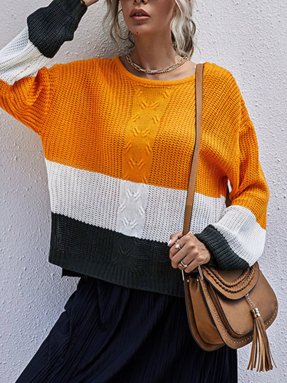 Color Block Round Neck Sweater - Lilixa.store