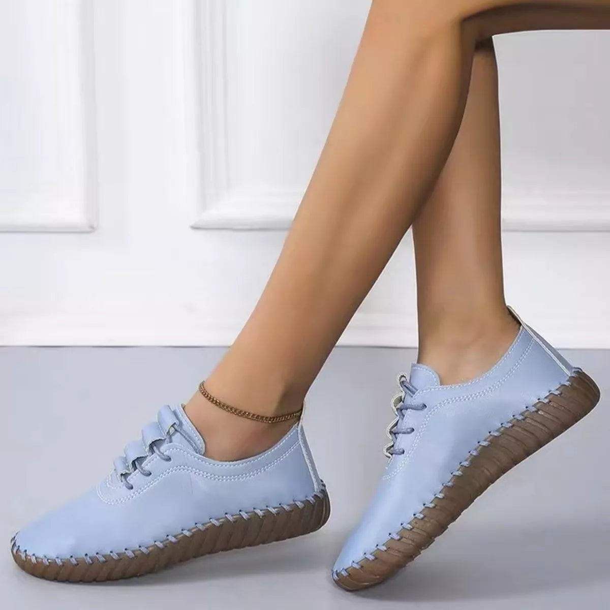 Round Toe Lace Up Sneakers
