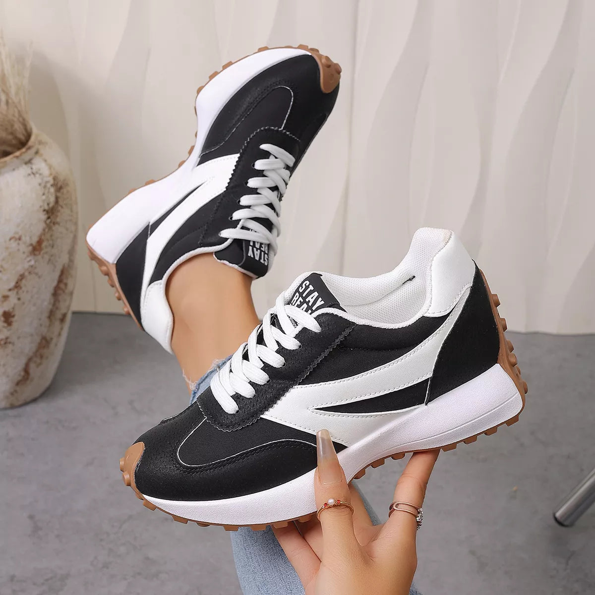 Color‑Blocked Platform Casual Sneakers - Lilixa.store