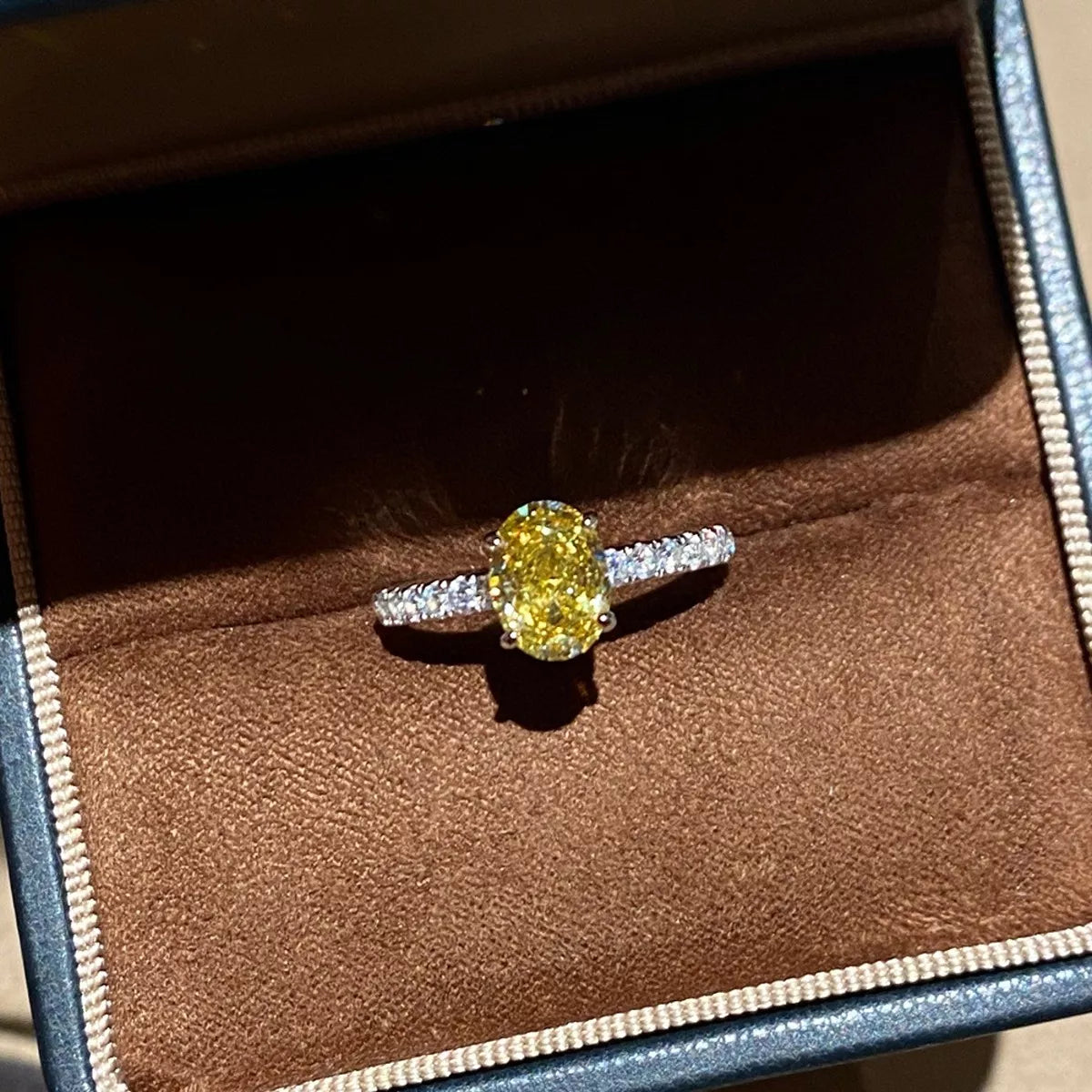 Copper Zircon Oval Ring - Lilixa.store