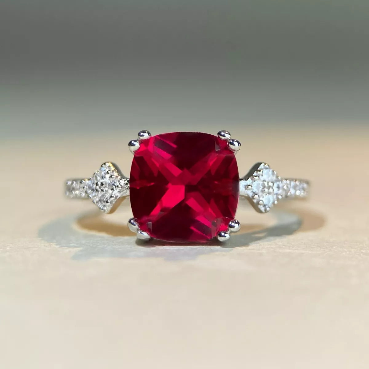 925 Sterling Silver Zircon Geometric Ring - Lilixa.store