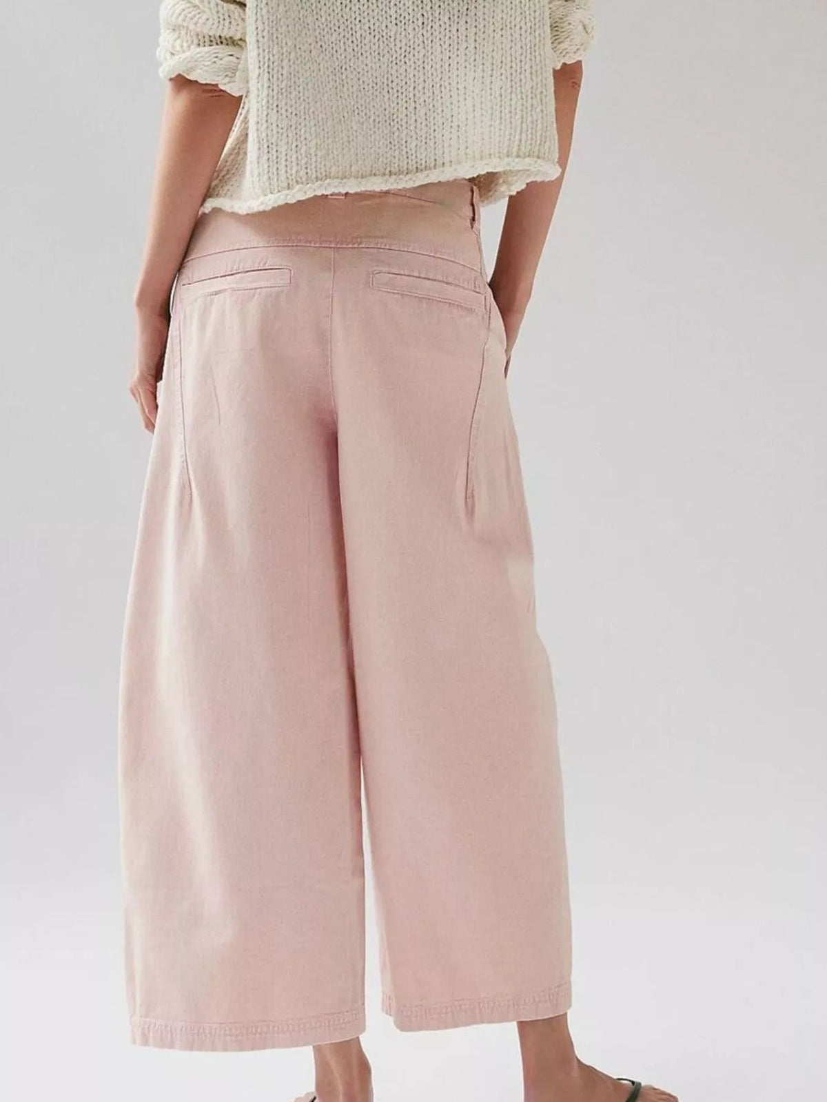 Wide-Leg Cropped Jeans