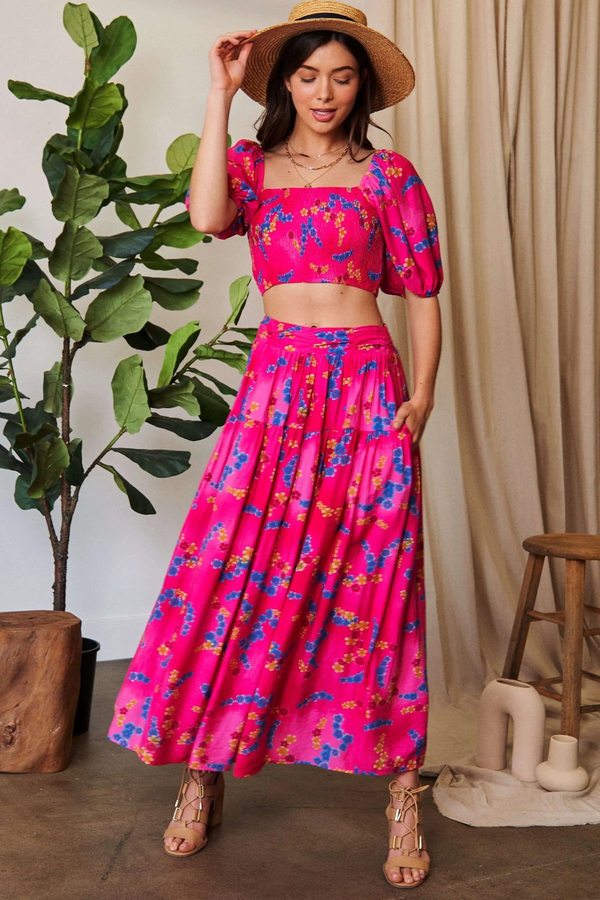 Davi & Dani Smocing Bodice Puff Short Sleeve Printed Crop Top - Lilixa.store