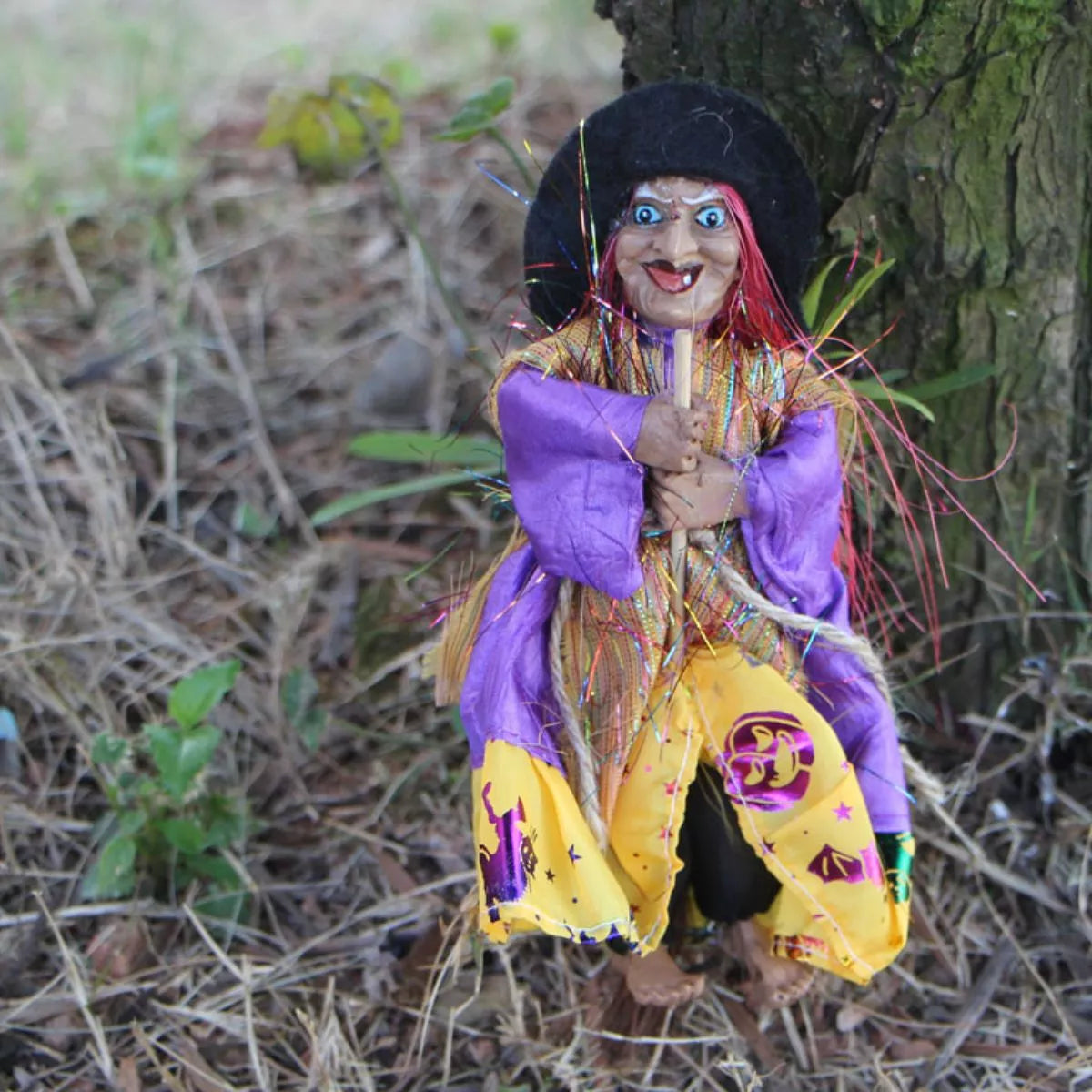 Halloween Decorative Witch Figurines with Broomsticks Set - Lilixa.store