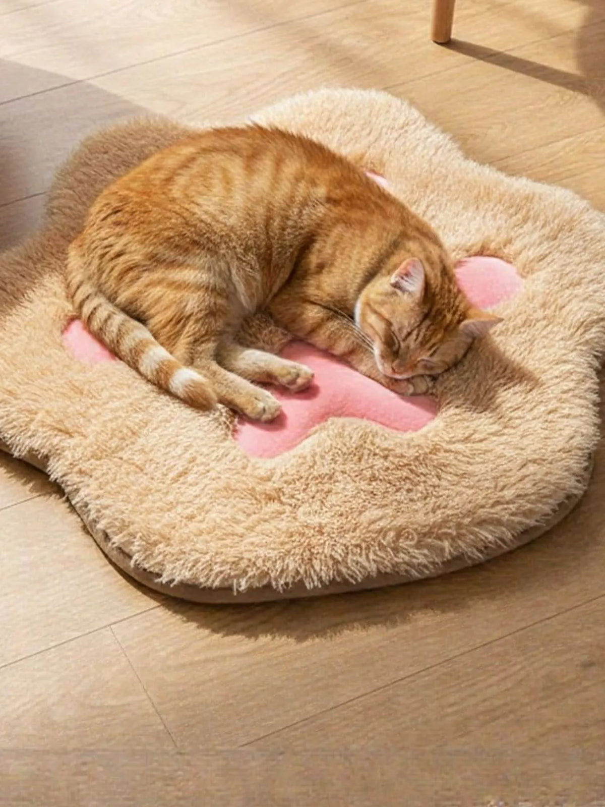 Cute Paw Shape Plush Pet Mat - Lilixa.store