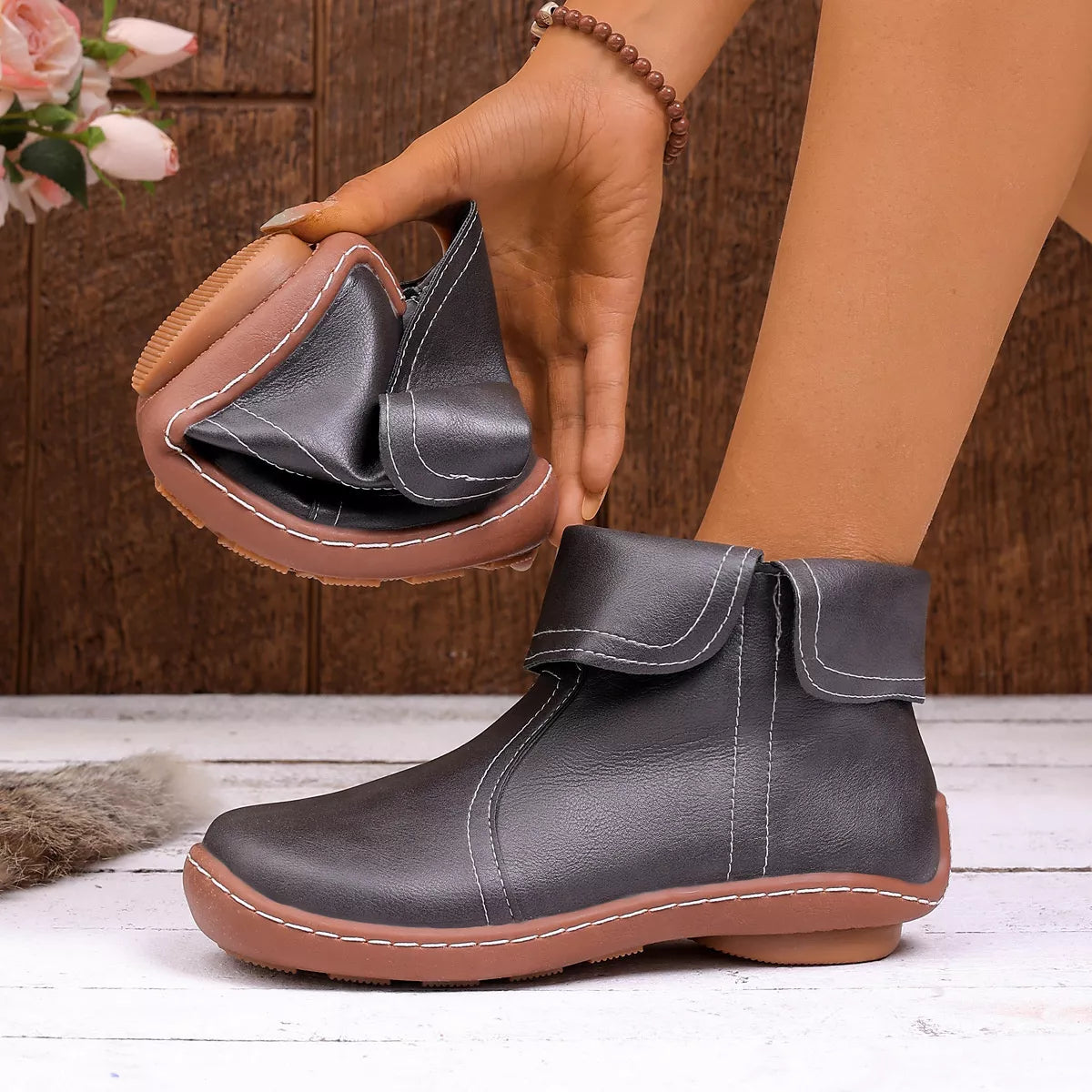 Round Toe Side Zipper Boots - Lilixa.store