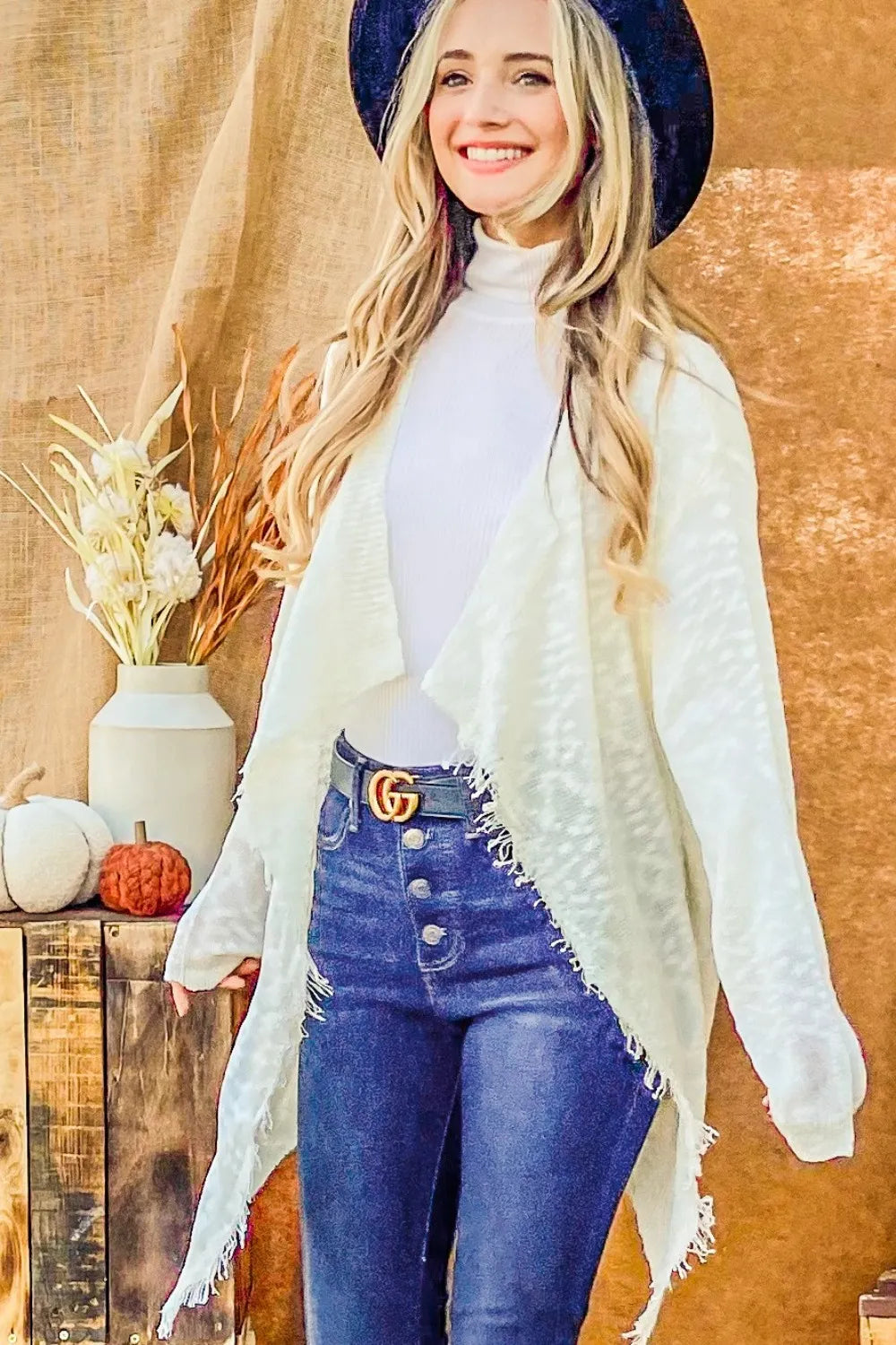 And The Why Textured Knit Fringe Hem Cardigan in Ivory, view 4