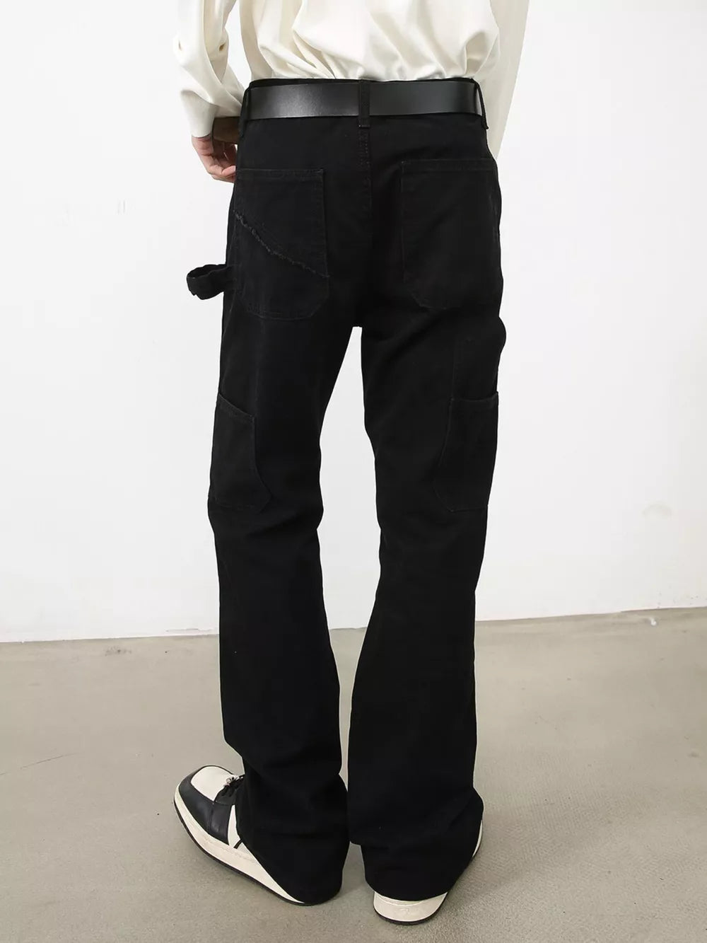 Men's Rivet-Detailed Straight-Leg Jeans - Lilixa.store