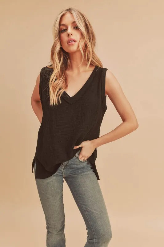 Aemi + Co V-Neck Wide Strap Tank - Lilixa.store