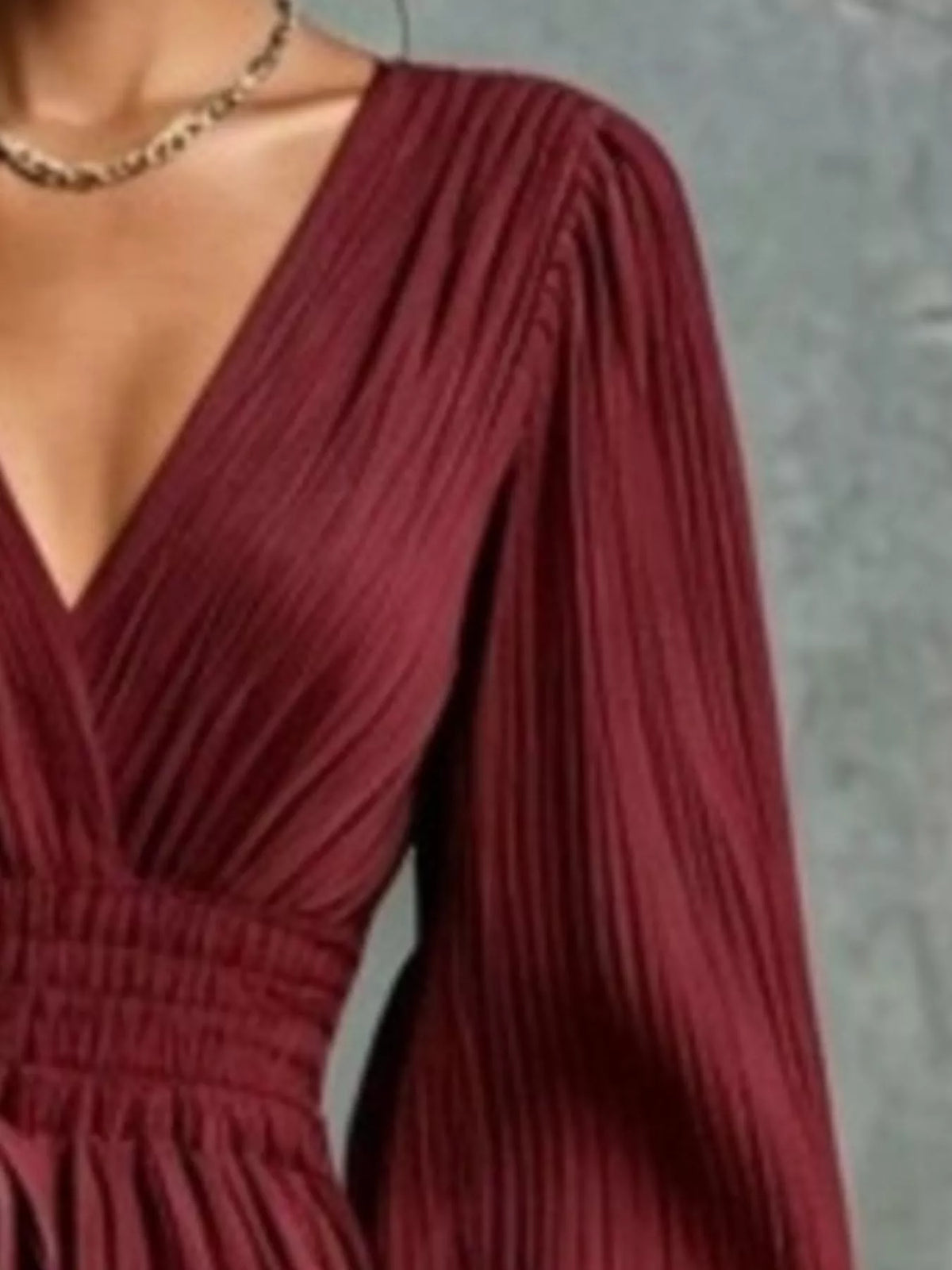 Elegant Pleated V-Neck Maxi Dress with Lantern Sleeves and Tie-Waist in Wine Red