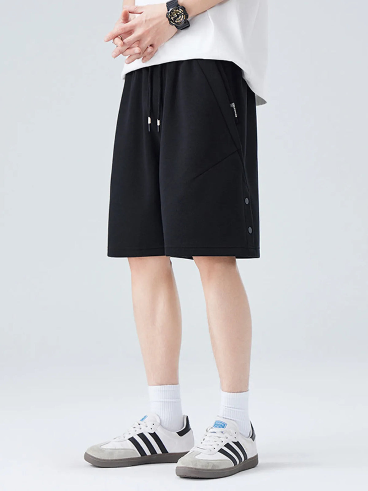 Men's Plus Size Drawstring Loose Fit Shorts in Black