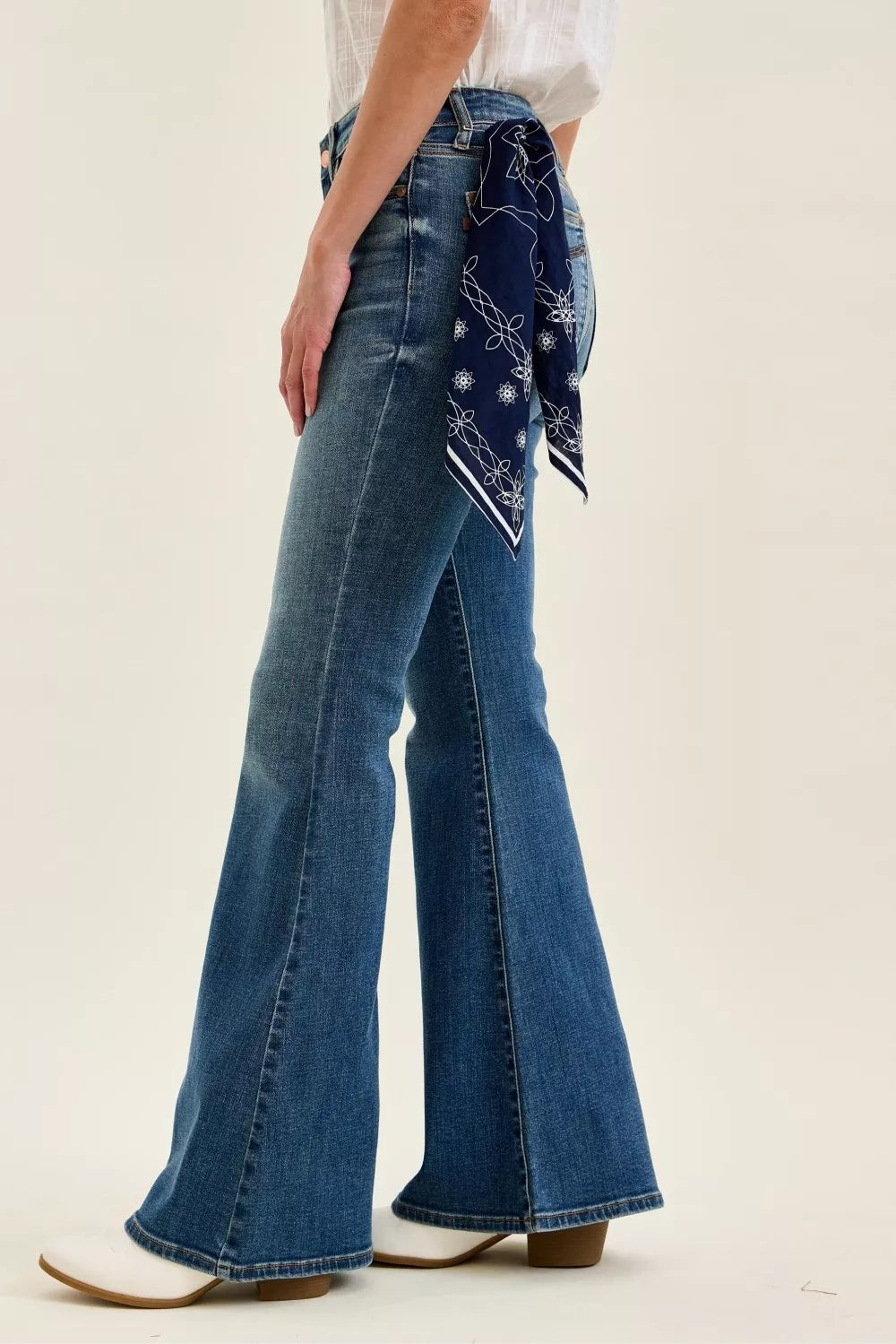 Judy Blue Mid Rise Jaqueline Flare with Triple Needle Back Pkts and Bandana Loop - Lilixa.store