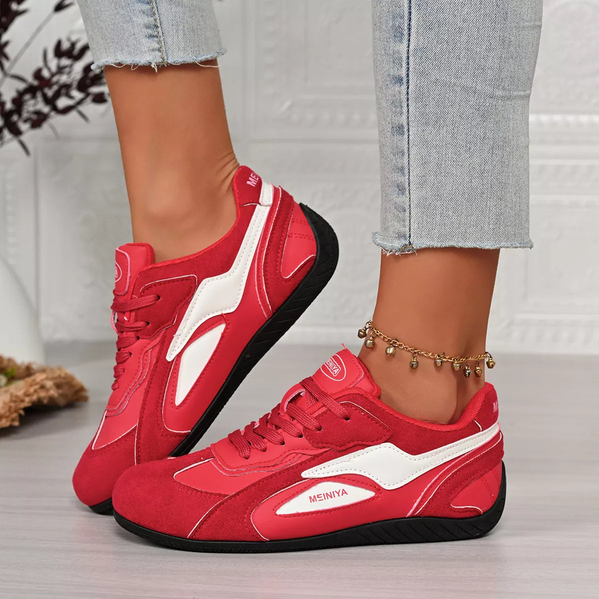 Round Toe Lace Up Sneakers - Lilixa.store