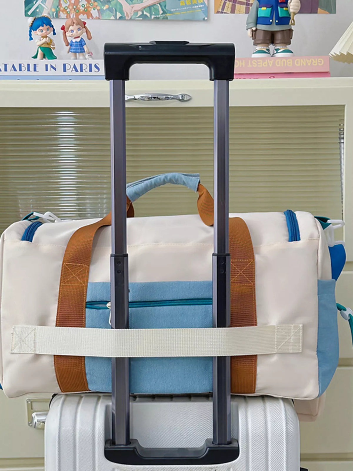 Multi-Pocket Nylon Duffel Bag - Lilixa.store