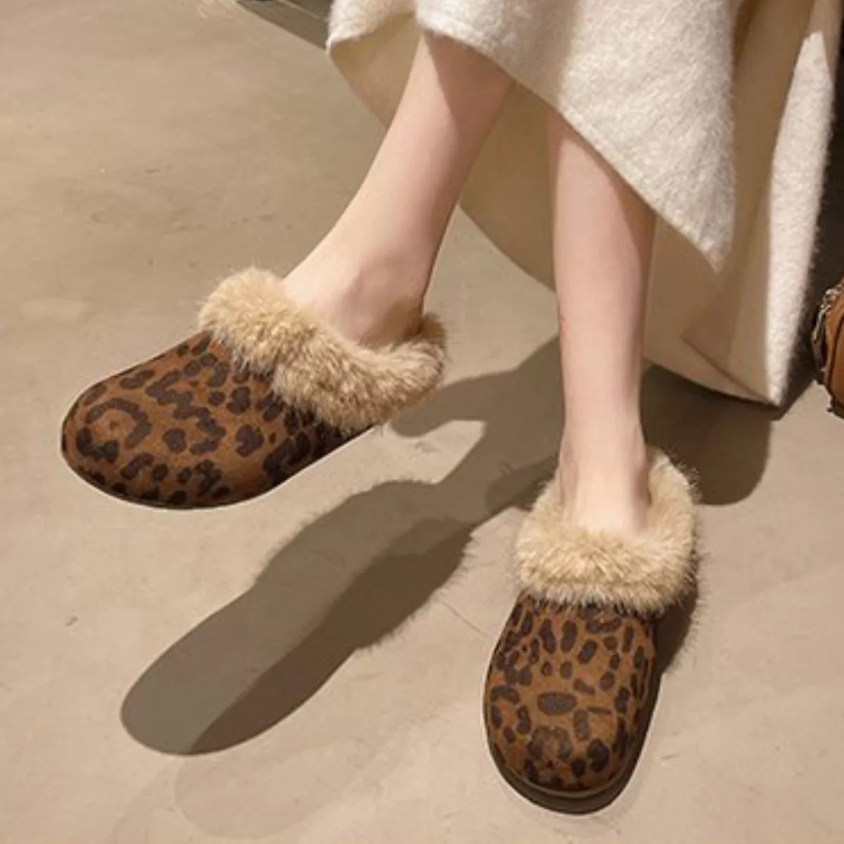 Fuzzy Plush Warm Indoor Slippers - Lilixa.store