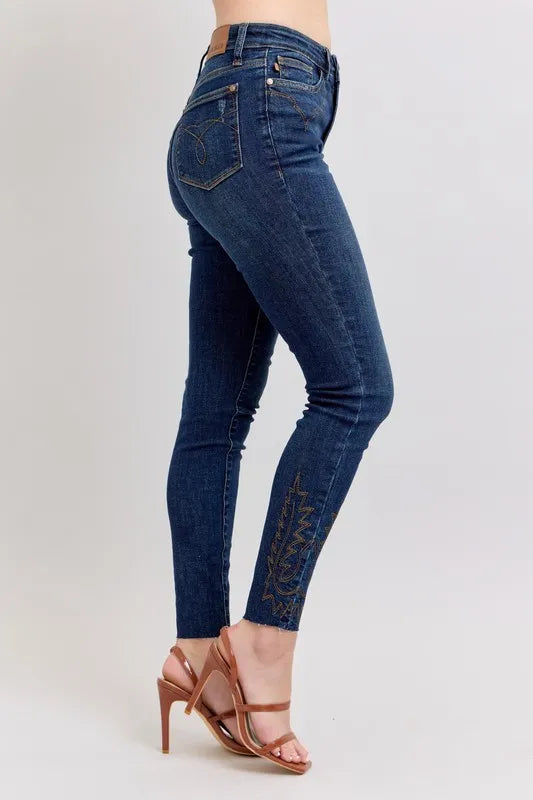 Judy Blue Full Size Embroidered High Rise Skinny Jeans Plus Size - Lilixa.store