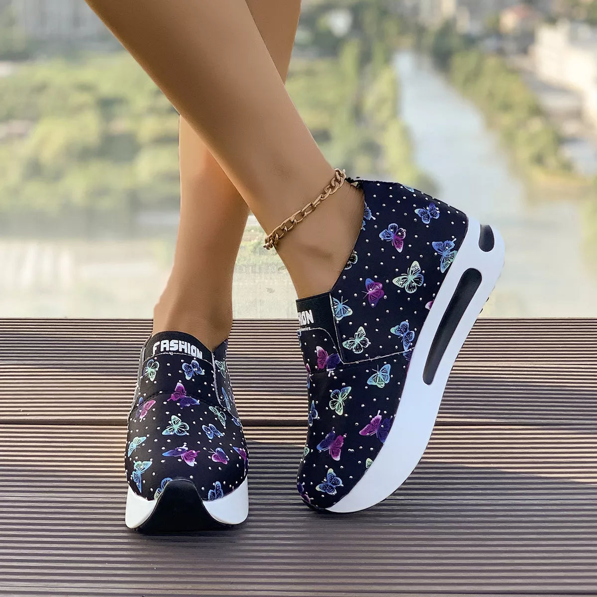 Butterfly Round Toe Slip-Ons in Blue