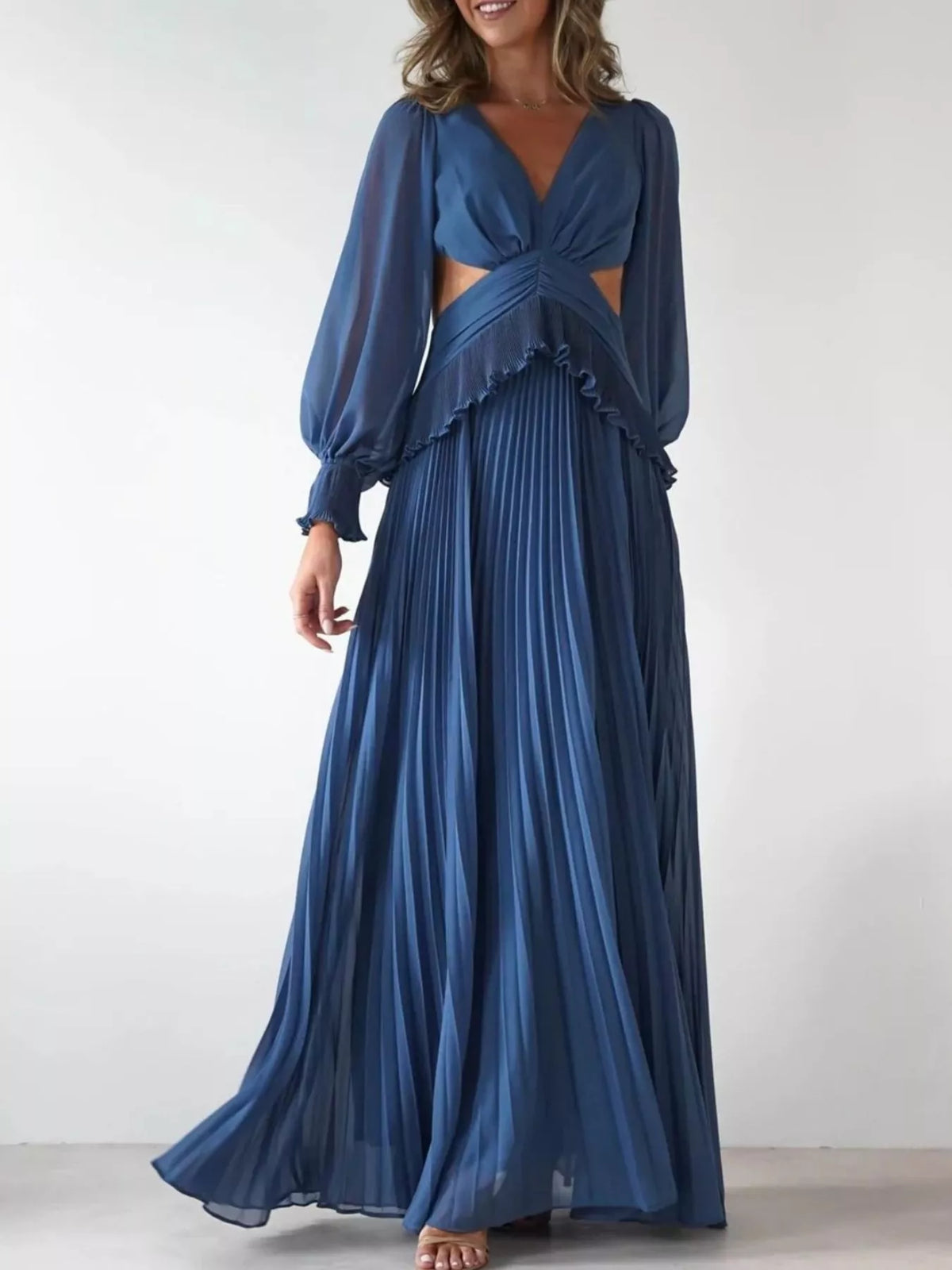 Backless Pleated Long Sleeve Maxi Dress - Lilixa.store