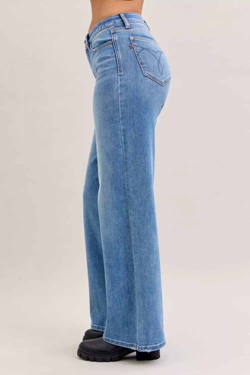 Judy Blue Mid Rise Retro Wide Leg Jeans - Lilixa.store