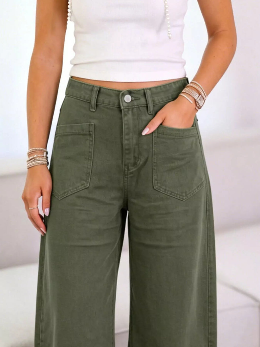 Wide-Leg Jeans with Front Patch Pockets - Lilixa.store