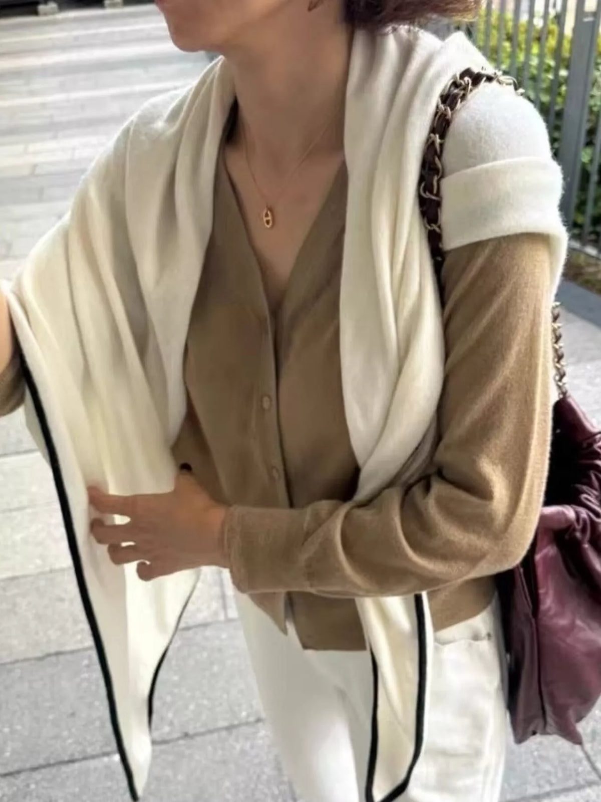 100% Wool Contrast Trim Scarf - Lilixa.store
