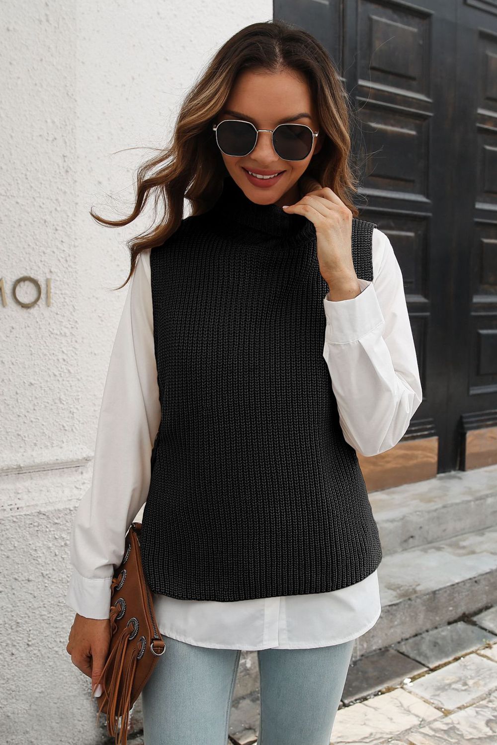 Ribbed Mock Neck Sleeveless Sweater Vest in Black