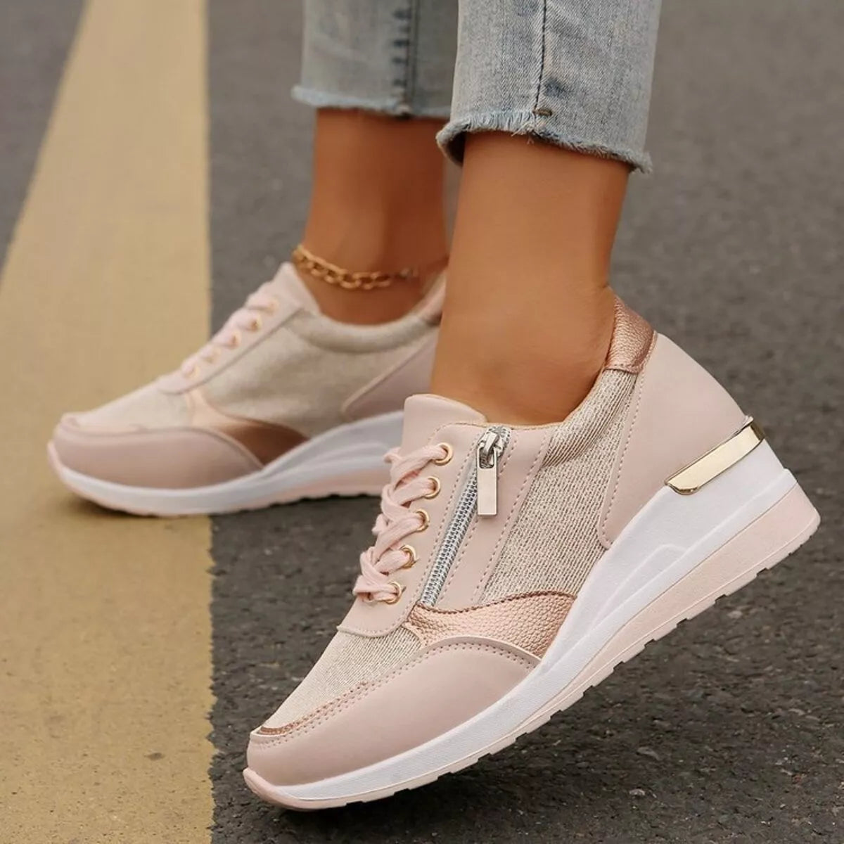 Round Toe Lace Up Sneakers - Lilixa.store