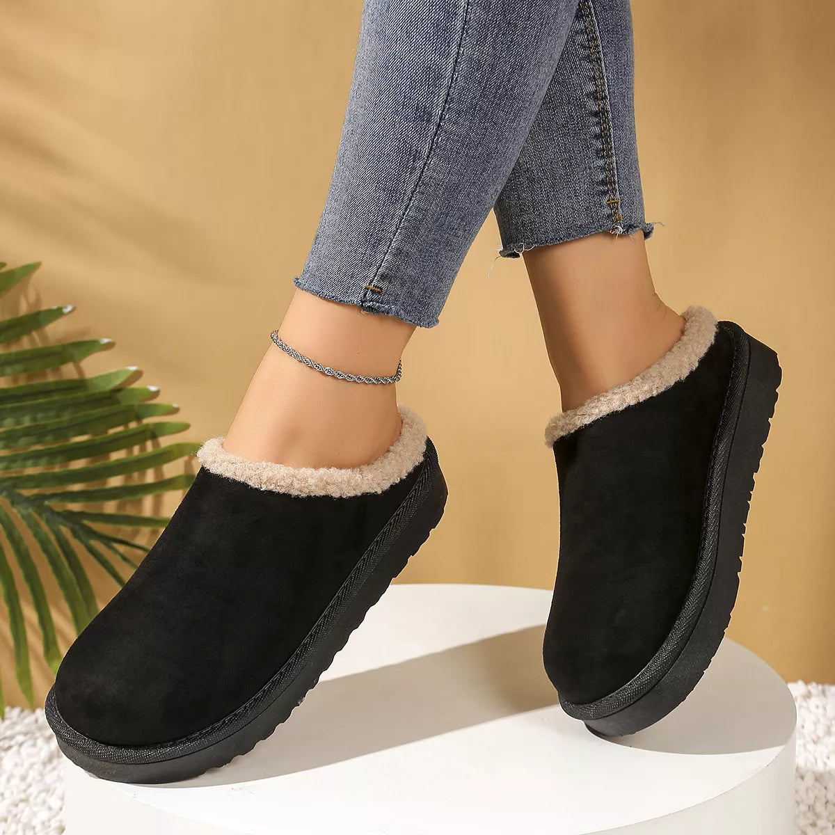 Plush Lined Round Toe Slippers - Lilixa.store