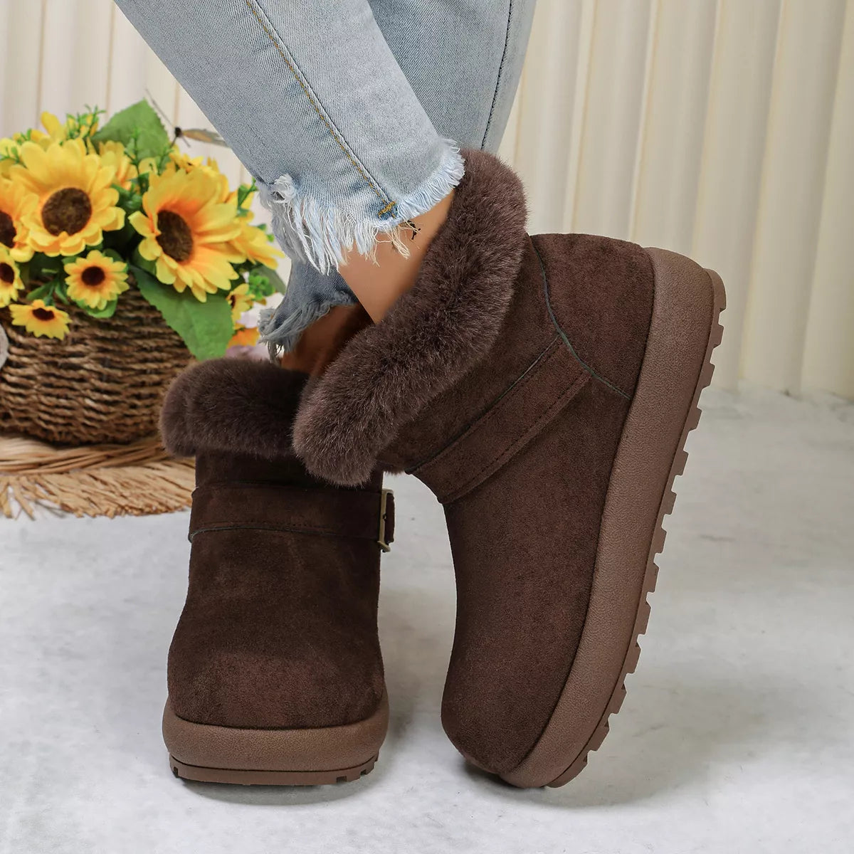 Round Toe Fuzzy Boots
