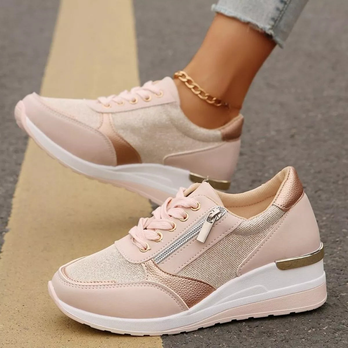 Round Toe Lace Up Sneakers - Lilixa.store