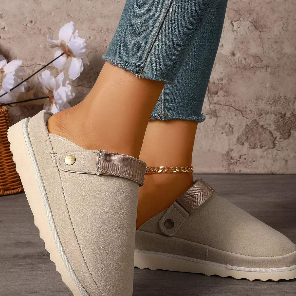 Round Toe Platform Slippers - Lilixa.store