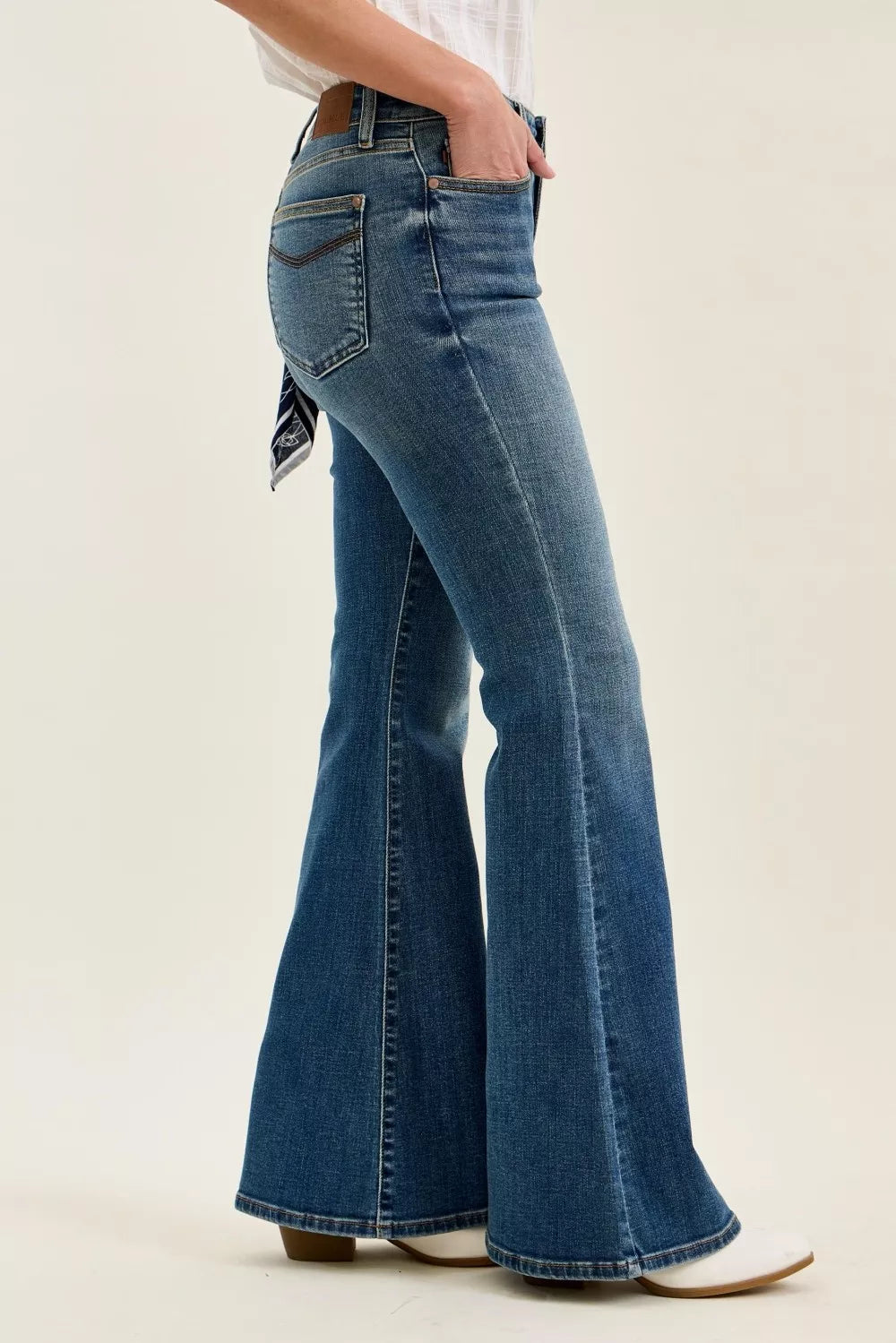Judy Blue Mid Rise Jaqueline Flare with Triple Needle Back Pkts and Bandana Loop - Lilixa.store