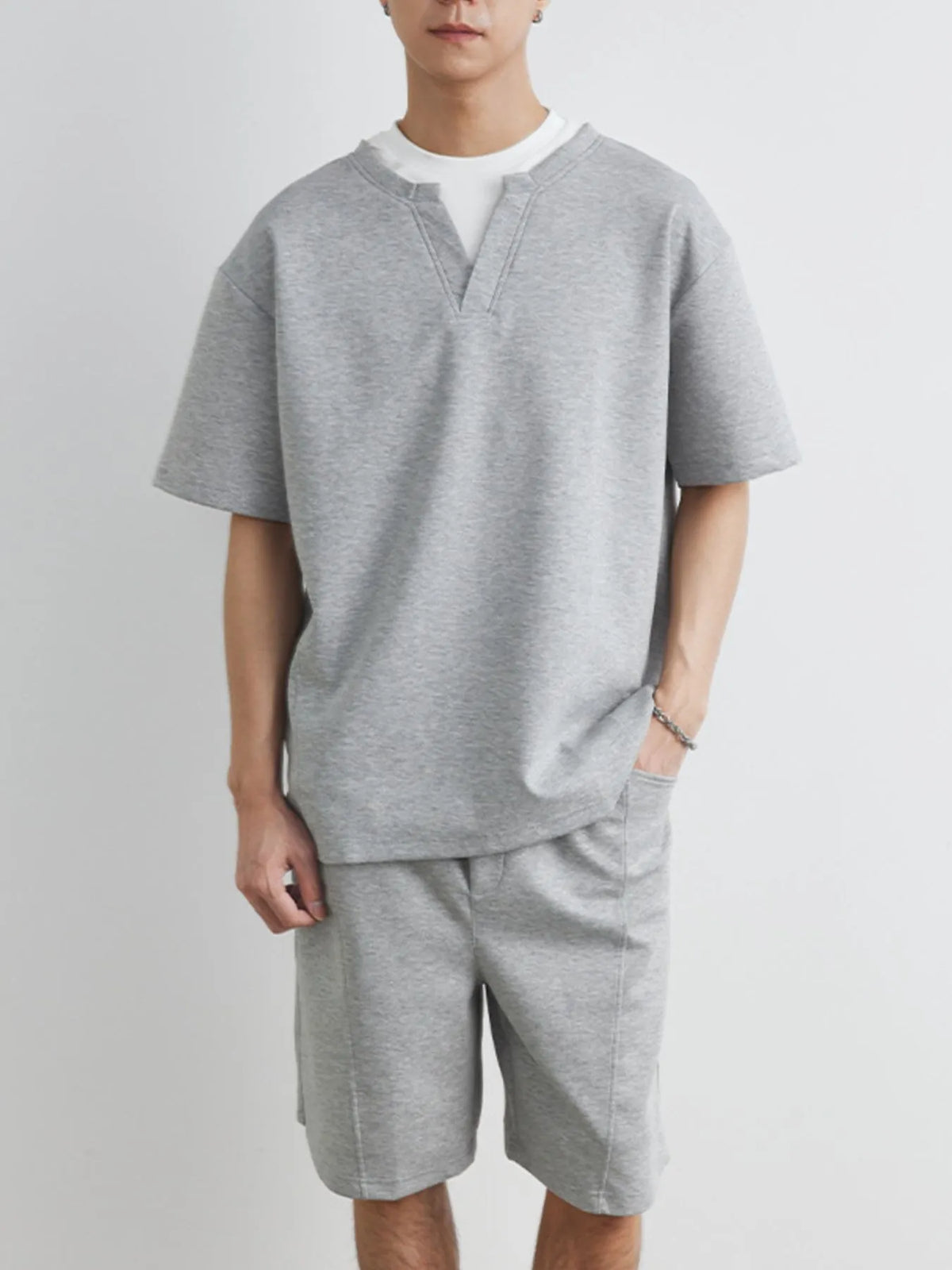 Men's Plus Size Half Sleeve Top and Shorts Set in Light Gray